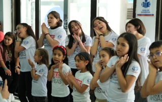 Compartilhando a Luz do Amor na Col?mbia: Anunciando a Colabora??o da Mindray com a Opera??o Sorriso Col?mbia